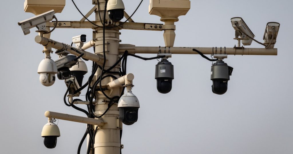 Beijing și Big Brother: Cum Inteligența Artificială Devine Un Instrument de Control al Disidenței