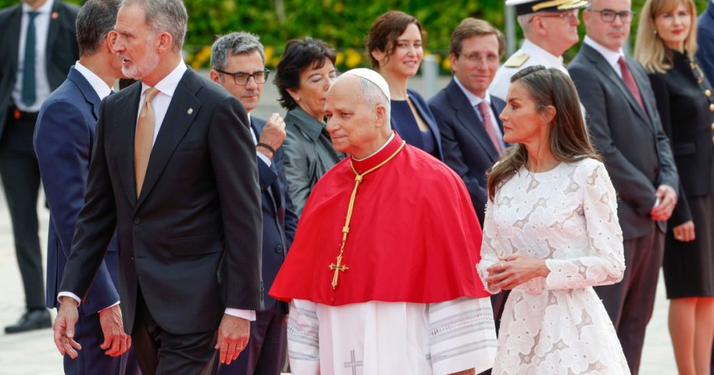Mesajul Papei Leon al XIV-lea: Omenirea Strigă după Pace în Contextul Global Actual