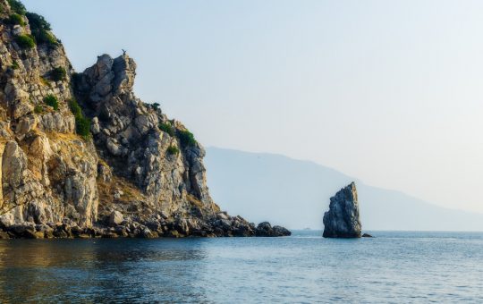 Atacul din Marea Neagră: O navă de pescuit turcească scufundată și implicațiile geopolitice ale incidentului