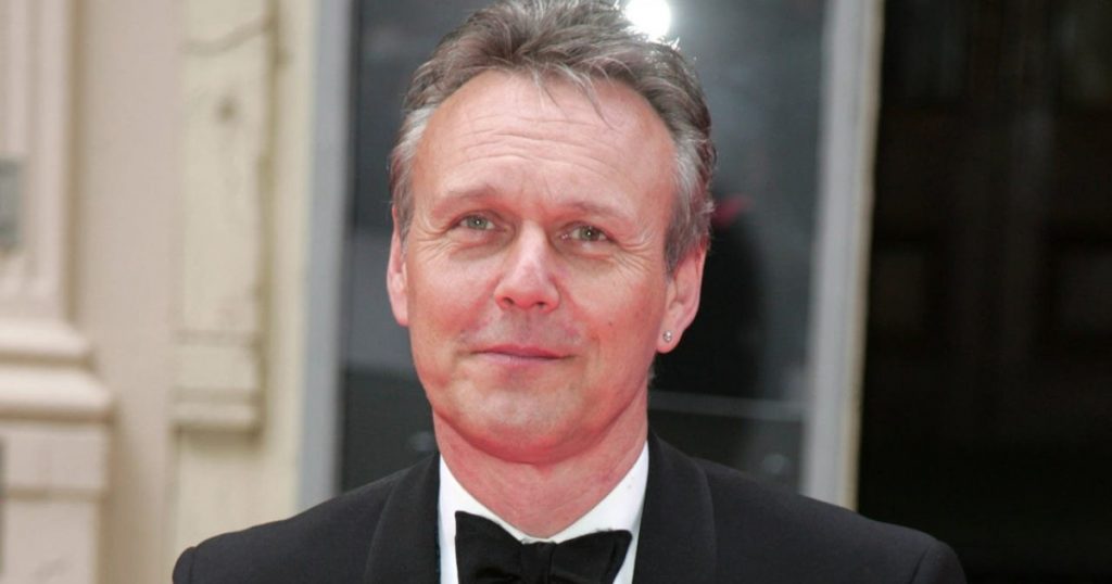 Moartea lui Anthony Head: O privire asupra carierei unui icon al televiziunii britanice