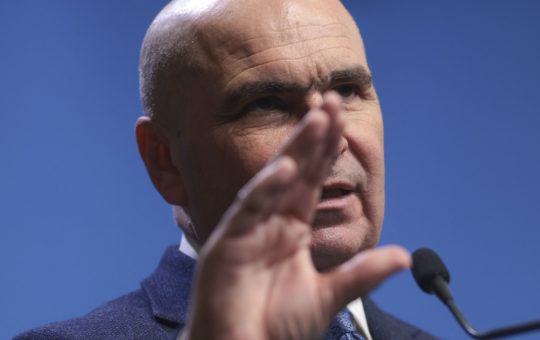 Conflictele Politice din România: Ilie Bolojan și Îndoielile Față de PSD