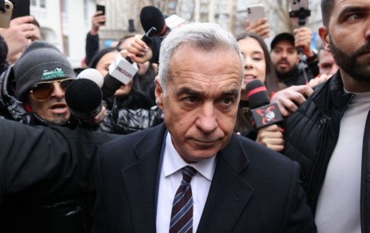 Amânări și Acuzații în Dosarul de Tentativă de Lovitură de Stat: Analiza Cazului Georgescu și Potra