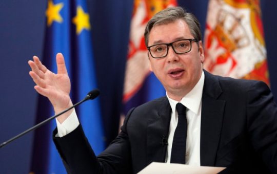 Aleksandar Vucic: Curaj sau imprudență? Reacția președintelui sârbe în fața amenințărilor de securitate la summitul UE