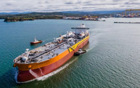 Criza Serviciilor Maritime: Impactul Interdicției asupra Petrolierei Rusești și Perspectivele Uniunii Europene