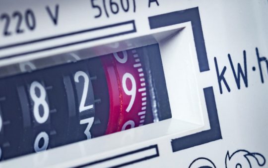 Retragerea Licenței Grenerg SRL: O Premieră în Istoria ANRE și Implicațiile Sale Asupra Consumatorilor de Energie