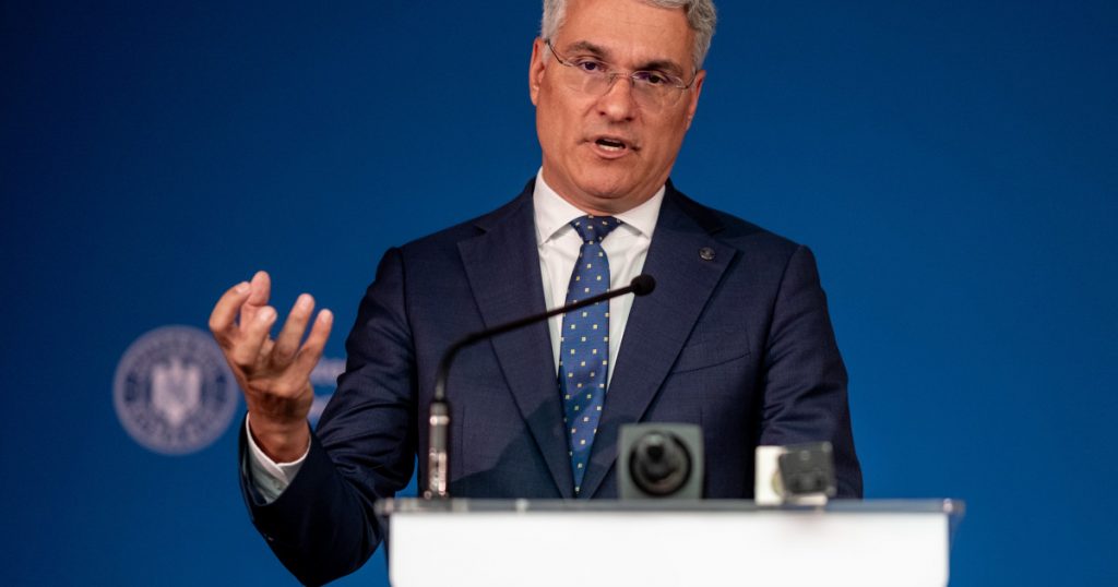 Reforma salarială în sectorul public: Ce înseamnă noua lege anunțată de Dragoș Pîslaru pentru angajați și pentru societate?