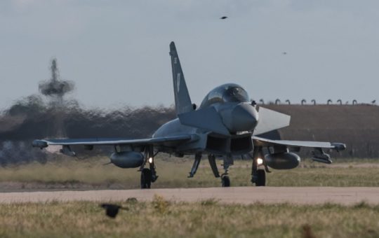Prezența Forțelor Aeriene Italiene în România: O Analiză a Impactului și Implicațiilor Strategice