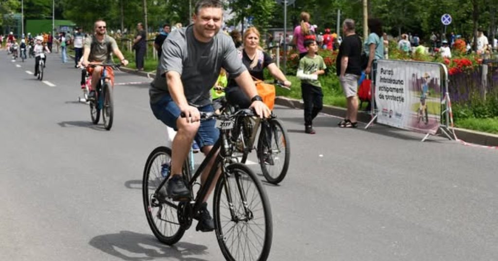 Promovarea bicicletei în București: Ciprian Ciucu și viziunea pentru pistele de biciclete