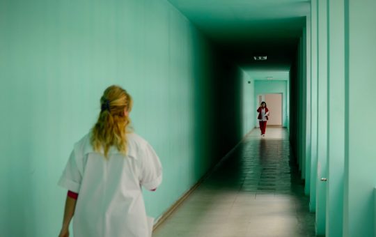 Întărirea Protecției Personalului Medical: O Lege Necesare în Fața Violenței din Spitale