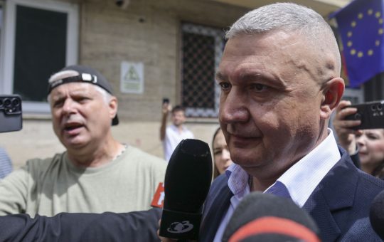 Acuzații și Controverse: Reacția Șefului Armatei Române la Declarațiile DNA
