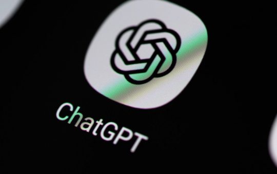 OpenAI și Riscurile ChatGPT: O Analiză a Procesului din Florida și Implicațiile pentru Siguranța Publică