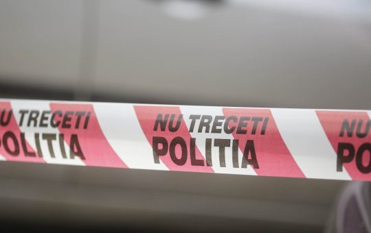 Tragedie în Piatra-Neamț: Un polițist ucis de fiul său - O analiză profundă a contextului și implicațiilor
