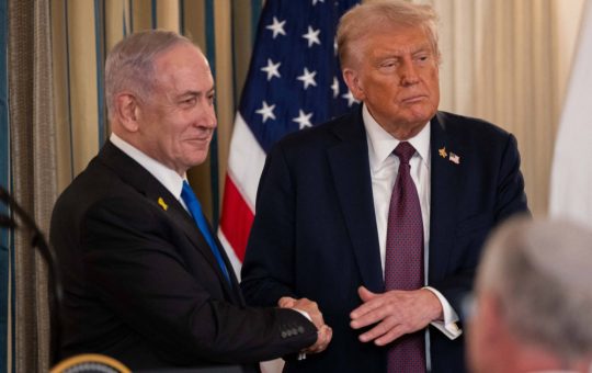 Tensiuni Diplomatice: Discuția Aprinsă dintre Donald Trump și Benjamin Netanyahu și Impactul Asupra Conflictului din Liban