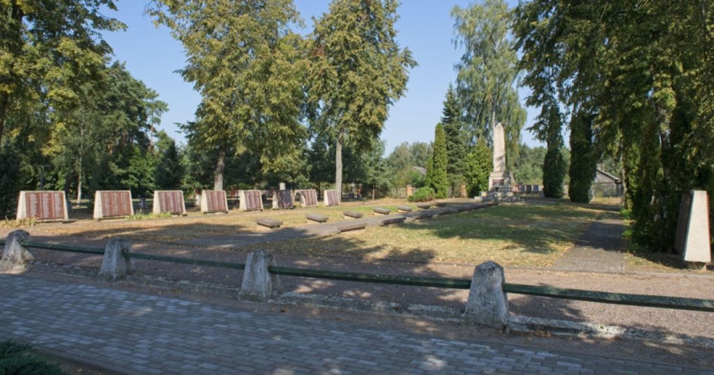 Tensiuni în Relațiile Internaționale: Moscova Protestează împotriva Deshumării Soldaților Sovietici în Lituania