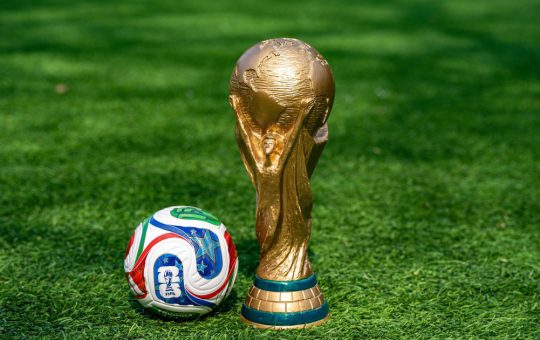 Transformarea Fotbalului American: Cum SUA Devine o Forță Dominantă în Sportul Rege