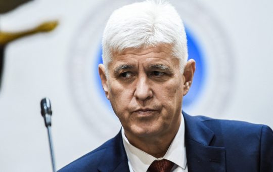 Bulgaria își schimbă direcția: Oprirea ajutorului militar pentru Ucraina și implicațiile acestei decizii