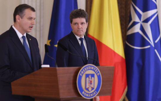 Relațiile Politice și Provocările Formării Guvernului: Analiza Declarațiilor lui Kelemen Hunor