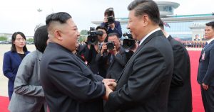 Implicarea militară a Chinei în Peninsula Coreeană: O analiză a propunerii lui Xi Jinping către Kim Jong Un