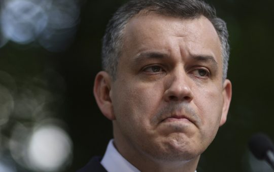 Eugen Tomac și Provocările Formării unui Guvern Stabil în România: O Analiză Detaliată