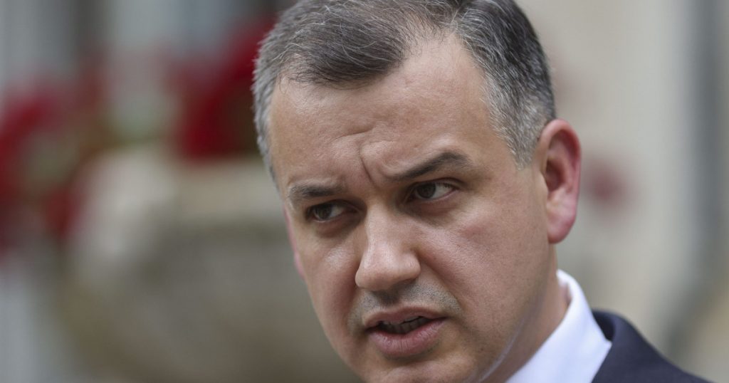 Eugen Tomac și Provocările Politice: Calea Spre Votul de Încredere în Parlament