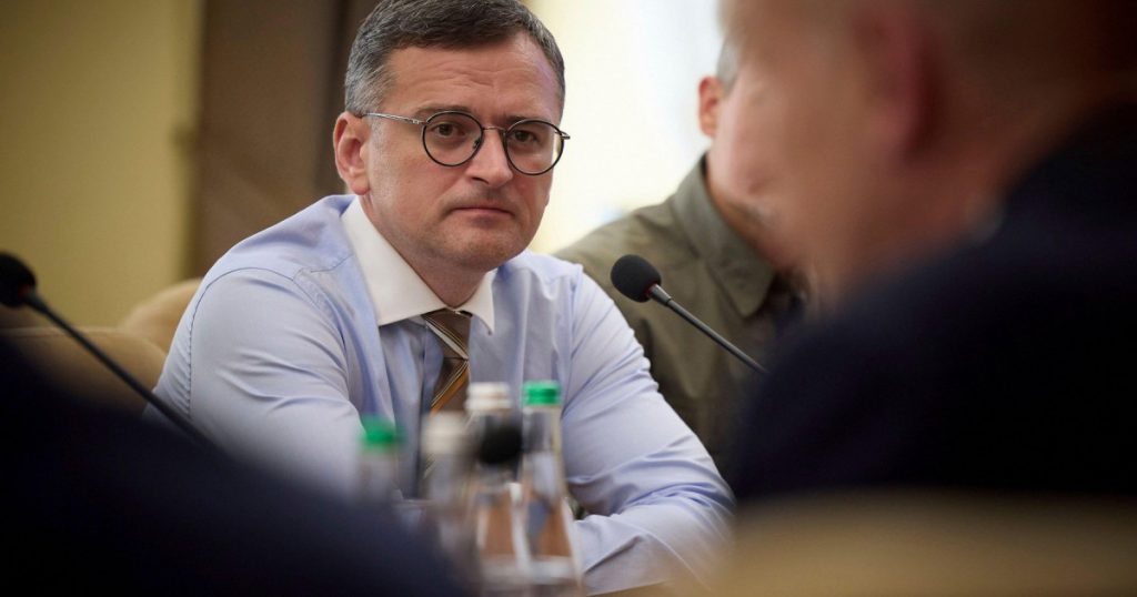 Critica fostului ministru ucrainean Kuleba la adresa demersurilor lui Trump privind războiul din Ucraina: O evaluare detaliată
