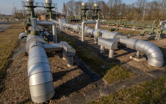 România, un Punct Strategic în Securitatea Energetică Europeană: Perspective și Provocări