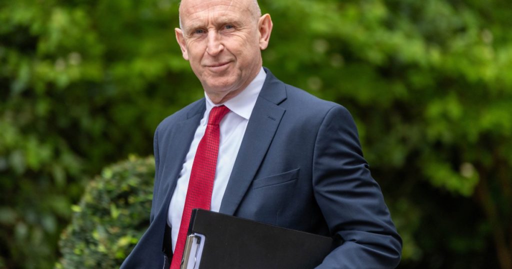 Demisia Ministrului Apărării din Marea Britanie: Un Semnal de Alarmă pentru Guvernul Starmer