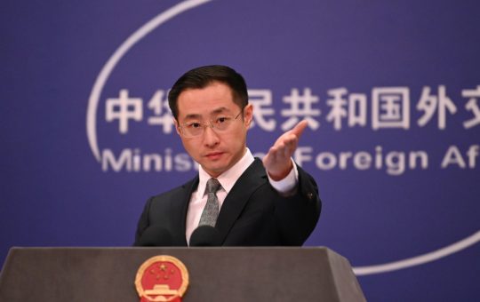China, mediatorul strategic: Reacția Beijingului la escaladarea conflictului dintre Statele Unite și Iran în Orientul Mijlociu