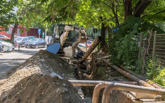Întârzieri pe Calea Văcărești: Provocările proiectului de termoficare și impactul asupra Bucureștiului