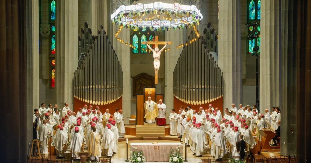 Incidentele de la Sagrada Familia: O ceremonie marcată de tensiuni politice în timpul vizitei Papei Leon al XIV-lea