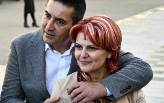 Transformări Politice în România: Guvernul Tomac și Sfârșitul Epocii Bolojan
