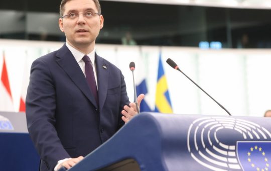 Parlamentul European în Acțiune: O Rezoluție Crucială Împotriva Atacurilor cu Drone Rusești în România