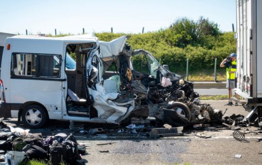 Tragedia rutieră din Ungaria: Opt vieți pierdute într-un accident în care au fost implicate vehicule din Republica Moldova