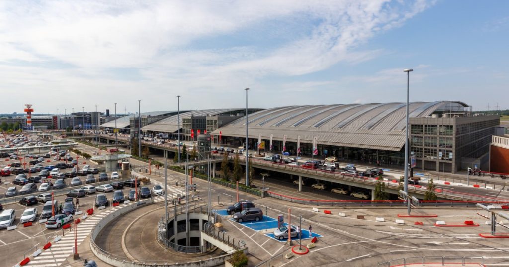 Incidentul de securitate de la aeroportul din Hamburg: impact, reacții și implicații