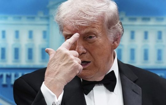 Deciziile imprevizibile ale lui Trump: Din agresivitate la negociere în relația cu Iranul