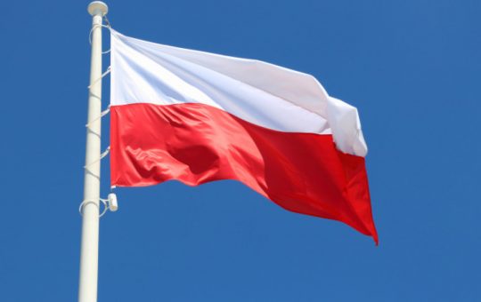 Polonia își întărește apărarea: Împrumutul de 4 miliarde de dolari din SUA pentru achiziția de arme americane