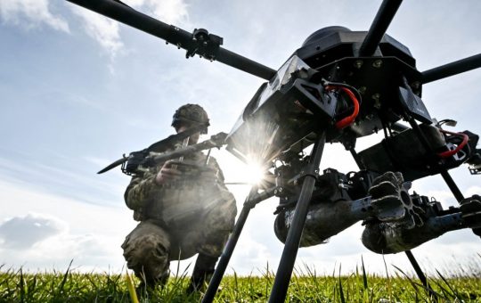 Ucraina solicită 20 de miliarde de dolari de la aliați: O analiză a contextului militar și geopolitic