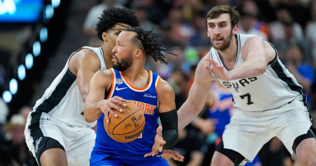 Victorie Istorică: New York Knicks Își Revine După 53 de Ani și Câștigă Finala NBA