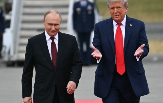 Relațiile Ruso-Americane în Contextul Urărilor de Ziua de Naștere: Putin și Trump la 80 de Ani