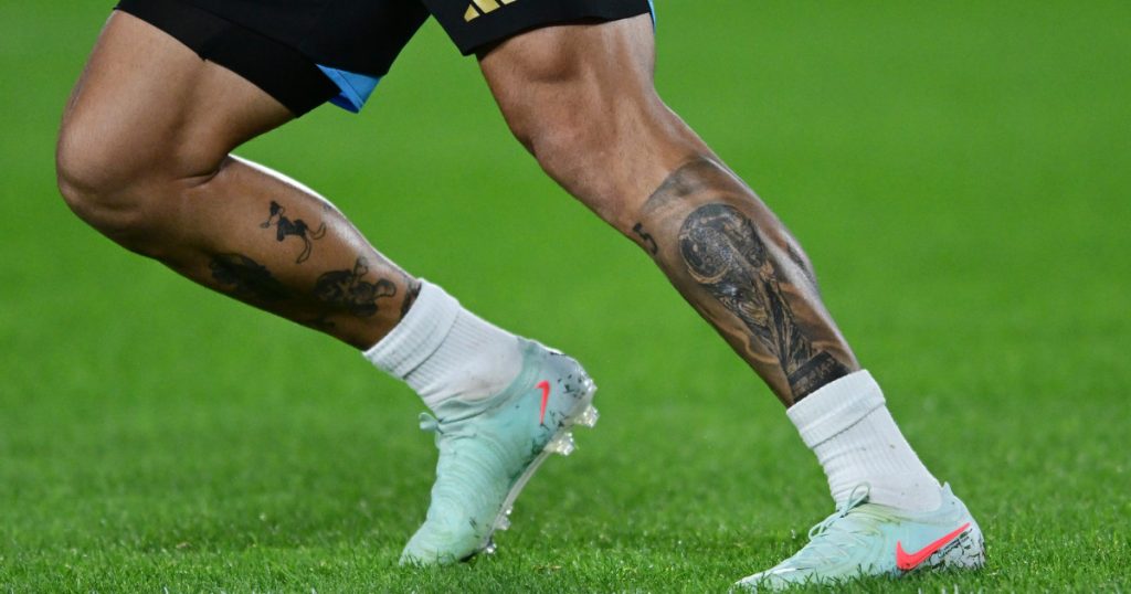 Tatuajele jucătorilor de fotbal la Cupa Mondială 2026: O reflecție a identității, credințelor și pasiunilor personale