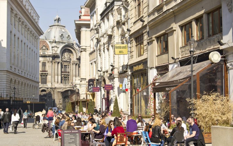 Reguli Noi pentru Terasele din București: O Transformare Necesara pentru Spațiul Public
