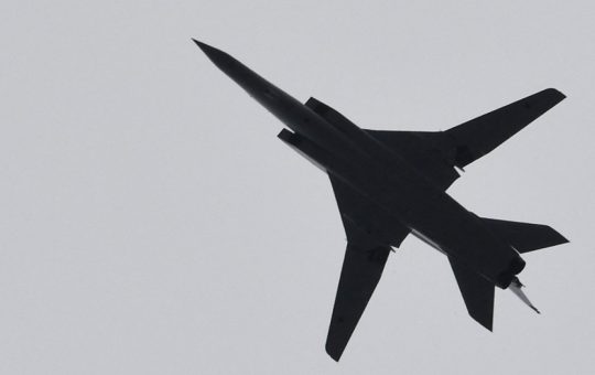 Prăbușirea unui Bombardier Strategic Rus: Analiză Detaliată a Incidentului și Implicațiile Sale