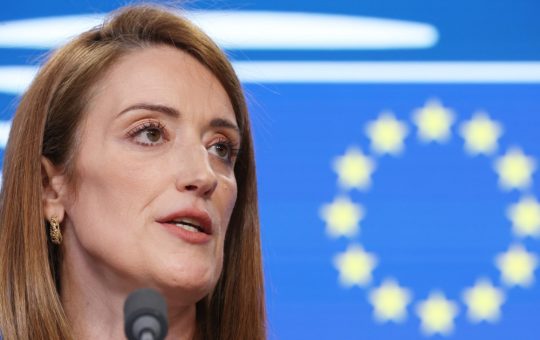 Reforma Drepturilor Pasagerilor Aerieni în UE: Ce Schimbări Aduce Acordul Provizoriu și Cum Va Afecta Călătorii