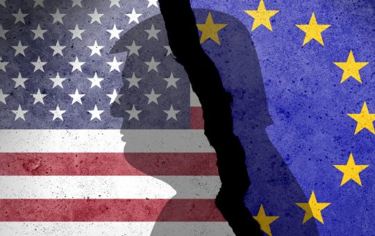Acordul Tarifar UE-SUA: O Analiză Detaliată a Implicațiilor și Beneficiilor