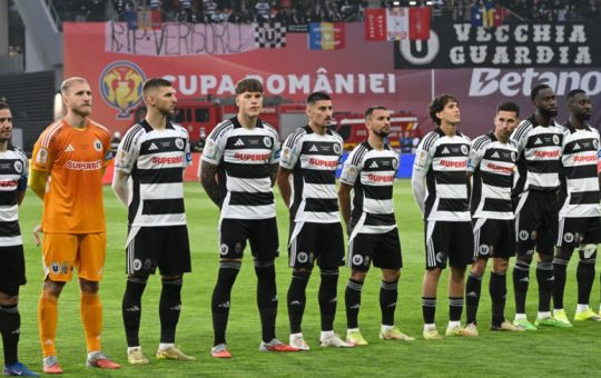 Universitatea Cluj și Provocarea Dinamo Kiev: Un Duel cu Rădăcini Adânci în Fotbalul European
