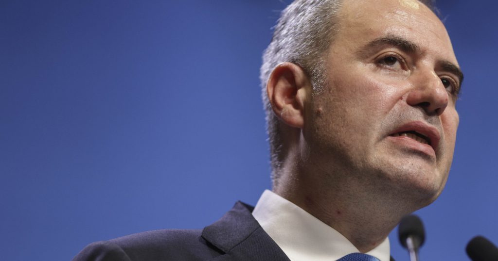 Adrian Veștea și Alexandru Nazare: O Nouă Alianță Politică în Guvernul României