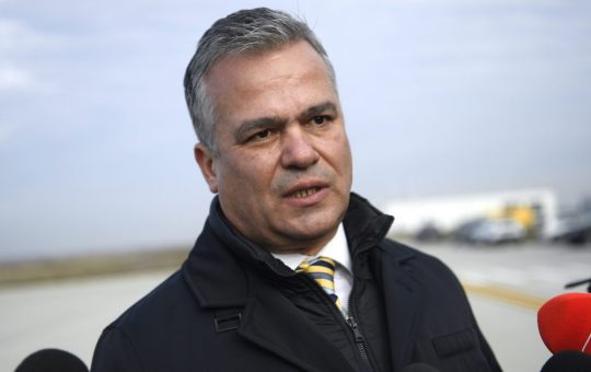 Adrian Veștea propune un guvern de coaliție: Implicații și perspective asupra politicii românești