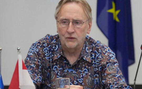Arta negocierii: Cum Bernd Lange, teolog și europarlamentar, a devenit un pilon esențial în relațiile comerciale UE-SUA