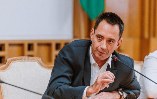 UDMR în fața unei decizii cruciale: Strategia votului pentru Guvernul Veștea și implicațiile politice