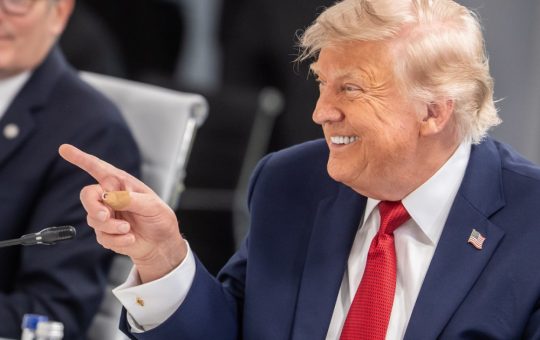Donald Trump la Summitul G7: O Declarație de Autoritate și Implicațiile acesteia
